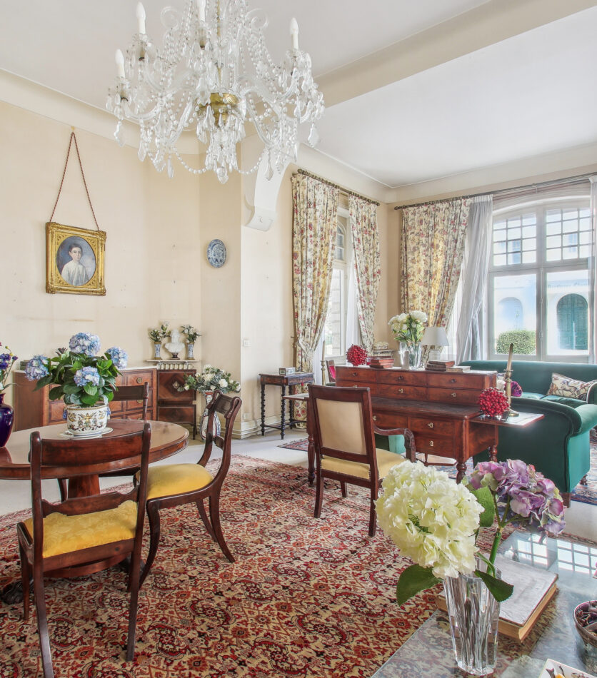 Accueil 4 grand salon vers sa m